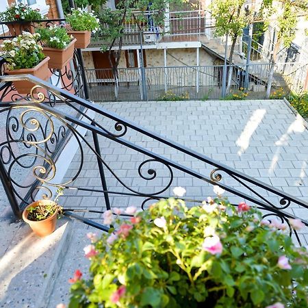 Hotel Bibi Kutaisi Zewnętrze zdjęcie